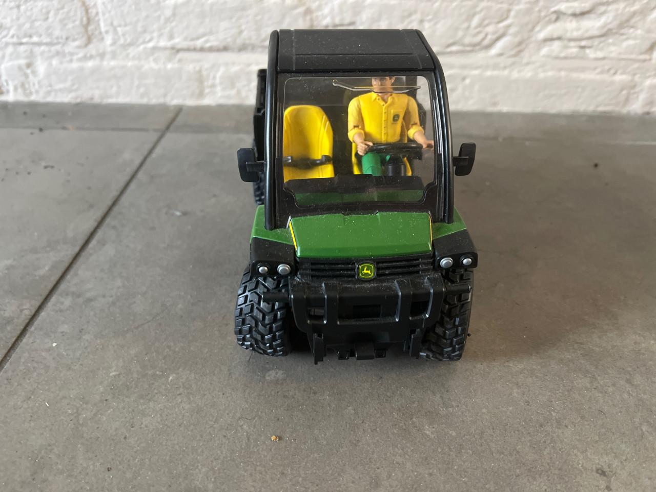 Bruder gator