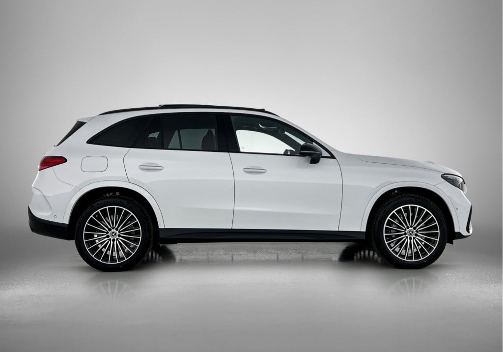 Mercedes-Benz Glc 300e 4matic sport edition | trekhaak | nightpakket | amg 
