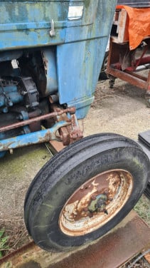 Tractor Ford 3000