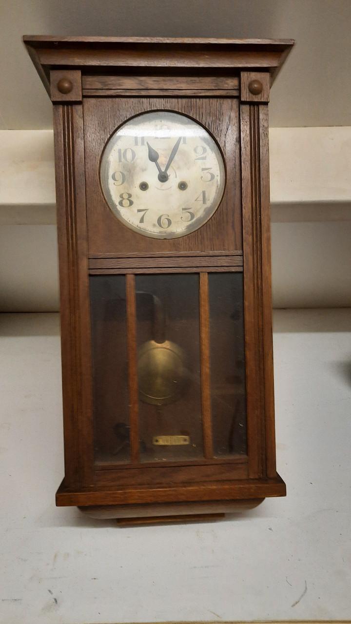 Klassieke regulateur klok