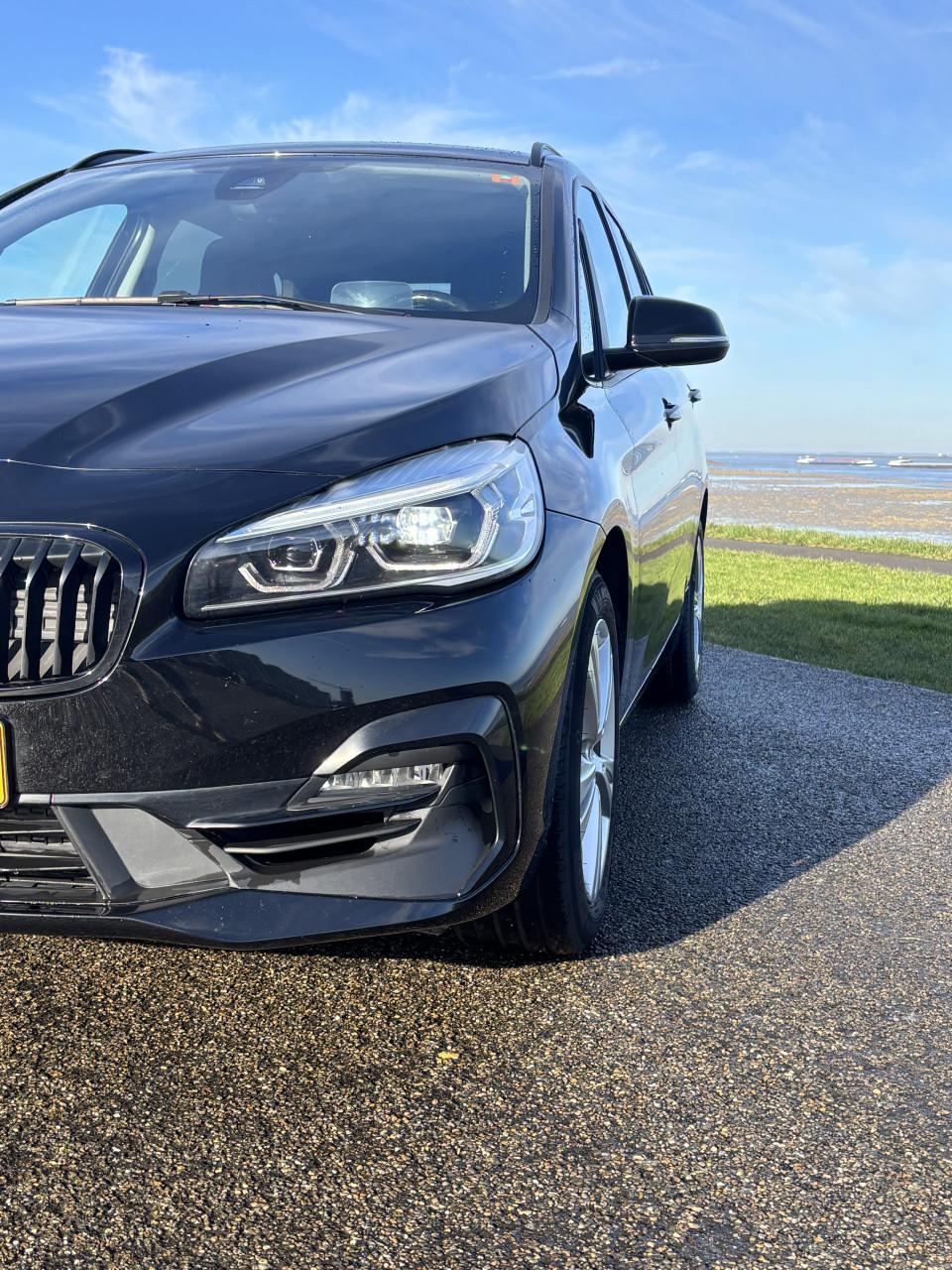 BMW 2-Serie Gran Tourer 218i 140pk 5p. Aut 2020 Zwart