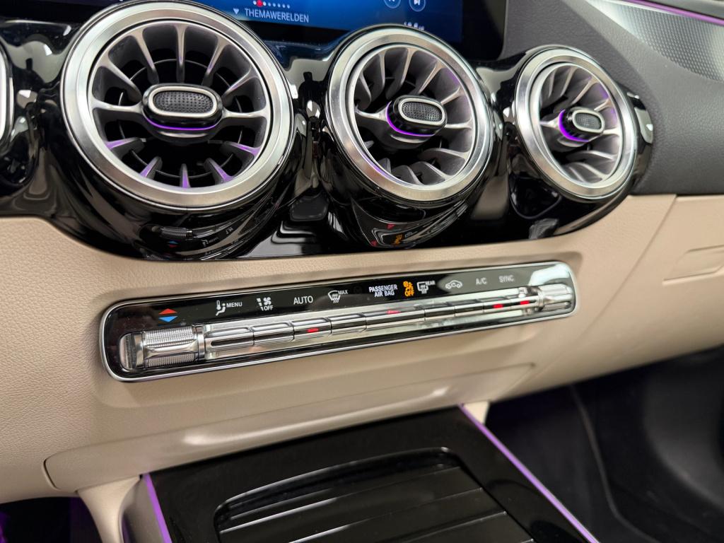 Mercedes-Benz Gla-klasse 200 luxury | full-option | memory | panoramadak | 