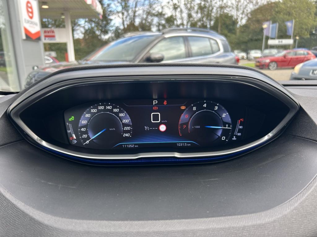 Peugeot 3008 1.2 puretech 130pk s&s eat allure