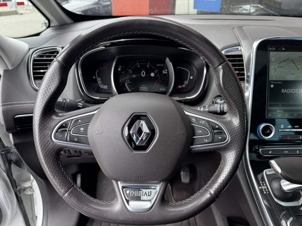 Renault Espace 1.6 tce initiale paris 7p. | pano | trekhaak | winter pack |