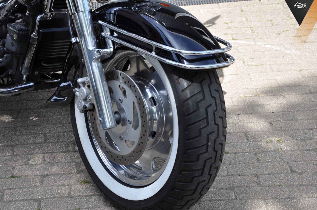 Suzuki VL 1500 Intruder