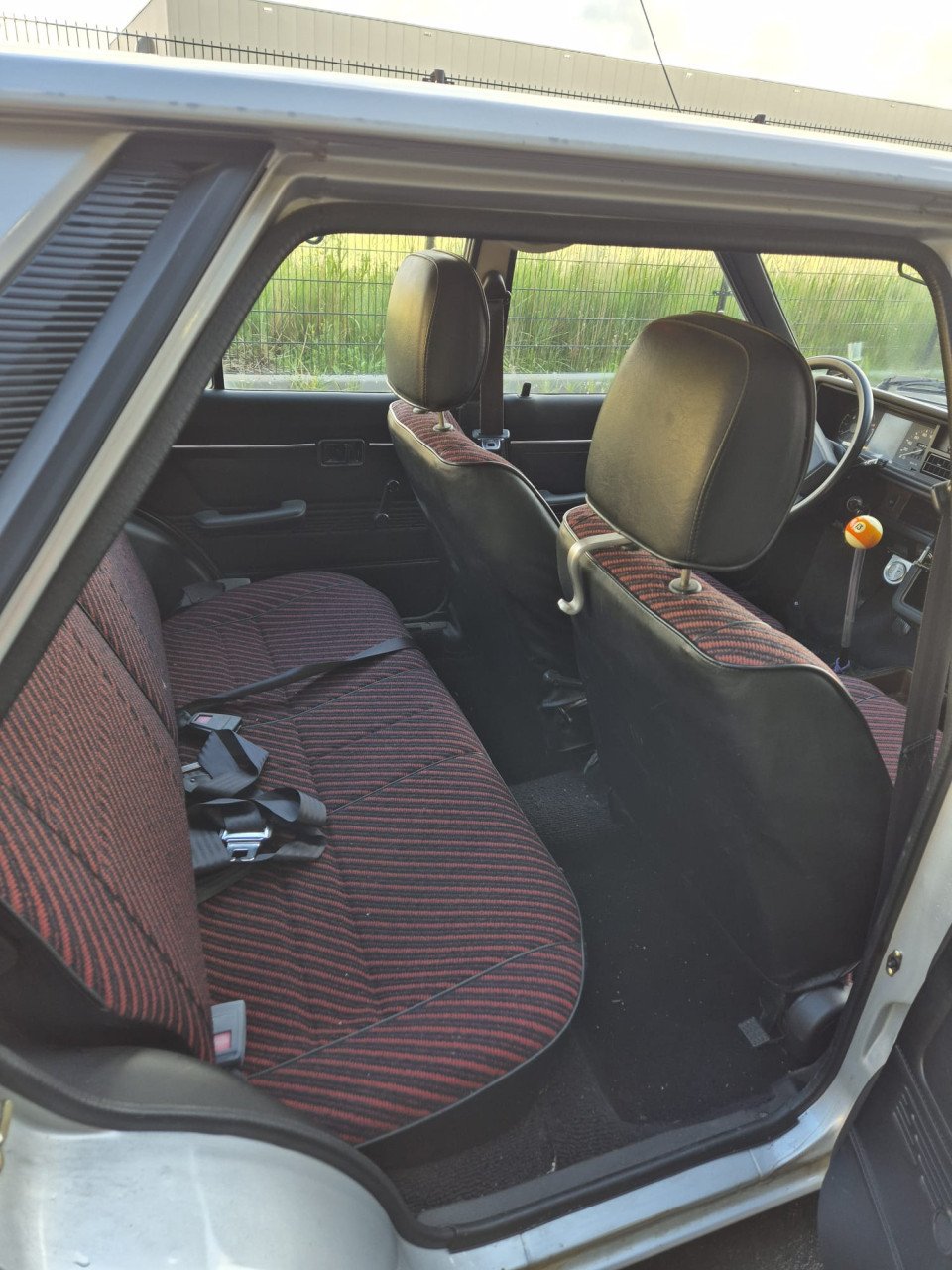 Mazda 323, 1984!! €2500,-