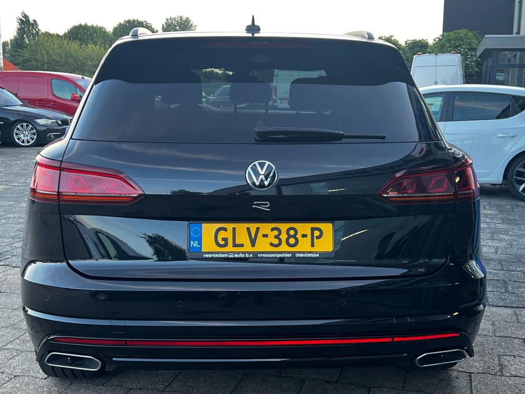 Volkswagen Touareg 3.0 tsi r ehybrid 4motion 462 pk, panodak, leer, luchtve