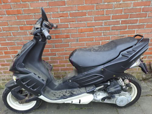 Te koop bijna alles voor peugeot vivacity en speedfighter
