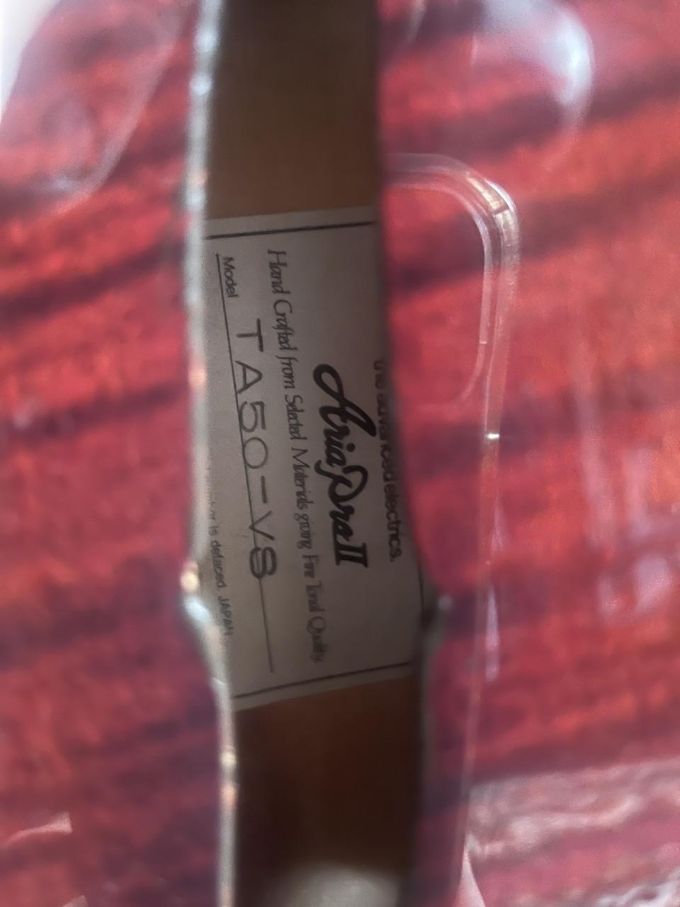 Aria Pro2 Semi hollow body TA-50-VS uit Japan bouwjaar 1985