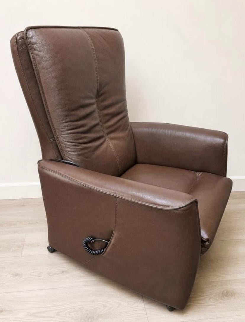 Prominent sta op stoel/ relax fauteuil