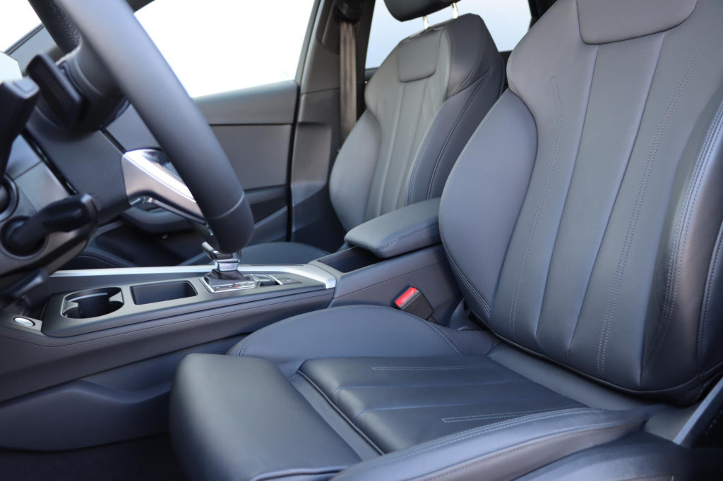 Audi A4 avant 35 tfsi s edition