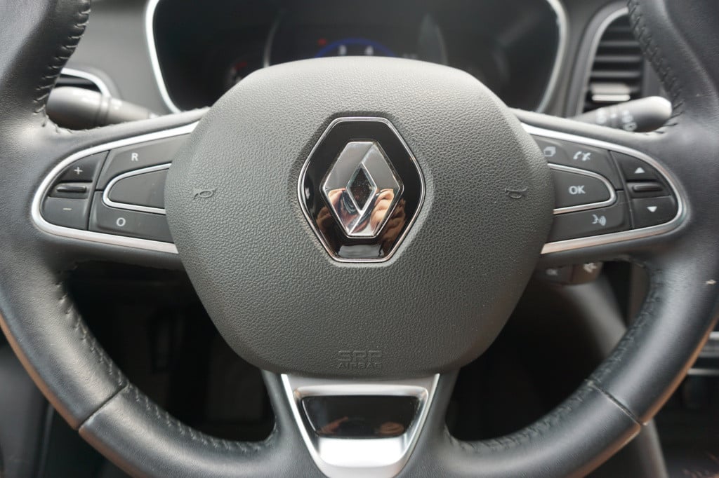 Renault Megane 1.3 tce limited 1e eigenaar - airco / navi / cruise / parkee