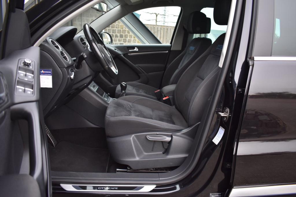 Volkswagen Tiguan 1.4 tsi r-line lm | trekhaak | xenon | led | stoelverwarm