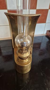 Antiek olie lampje