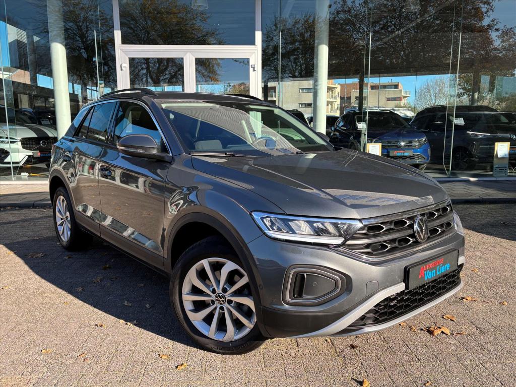 Volkswagen T-roc 1.5 tsi 150pk 7-dsg life edition| navi|carplay|autom inpar