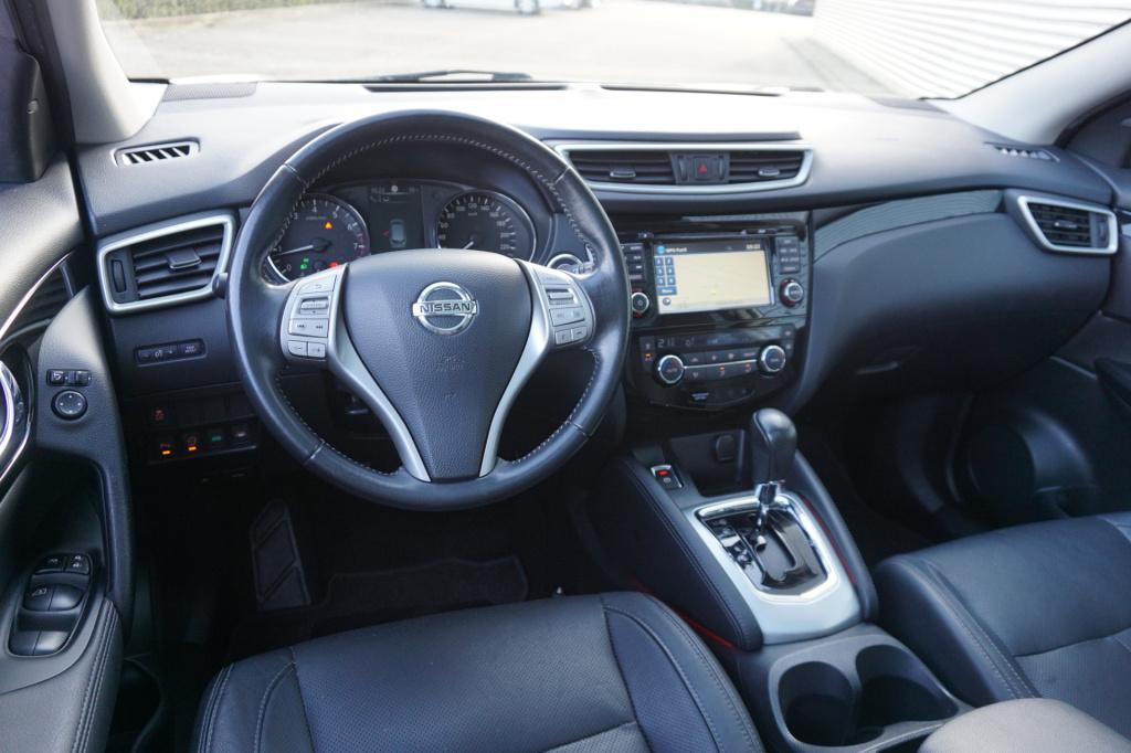 Nissan Qashqai 1.2 tekna - automaat / climate / navi / cruise / leder / cam