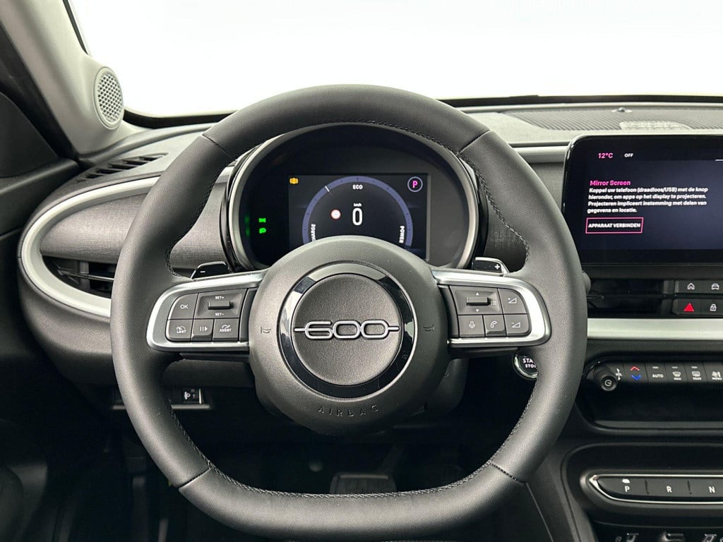 Fiat 600 1.2 hybrid urban | demonstratiemodel | apple carplay/android auto 
