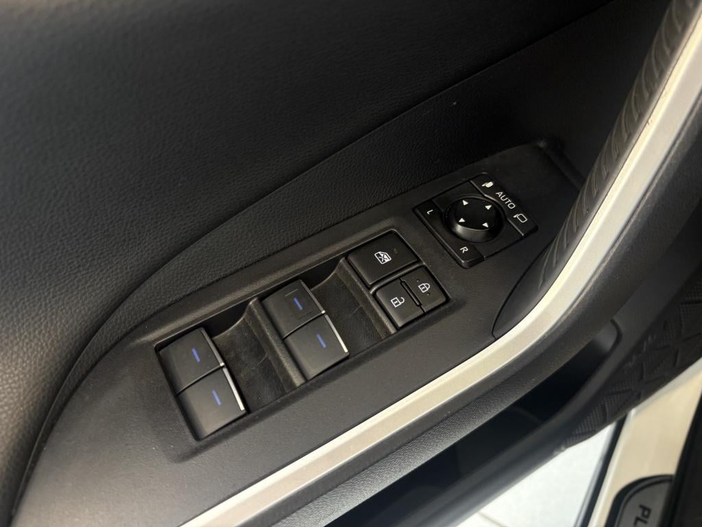 Toyota Rav4 2.5 plug-in hybrid. bi-tone plus | trekhaak |