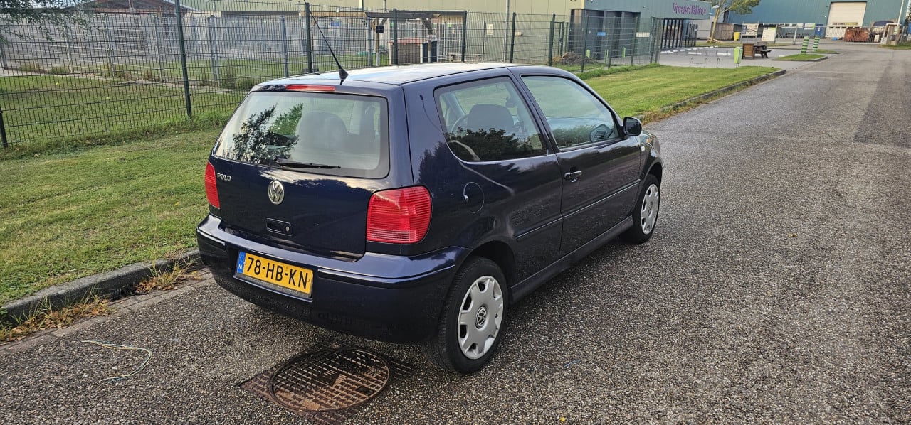 Volkswagen Polo 1.4 Trendline Automaat!