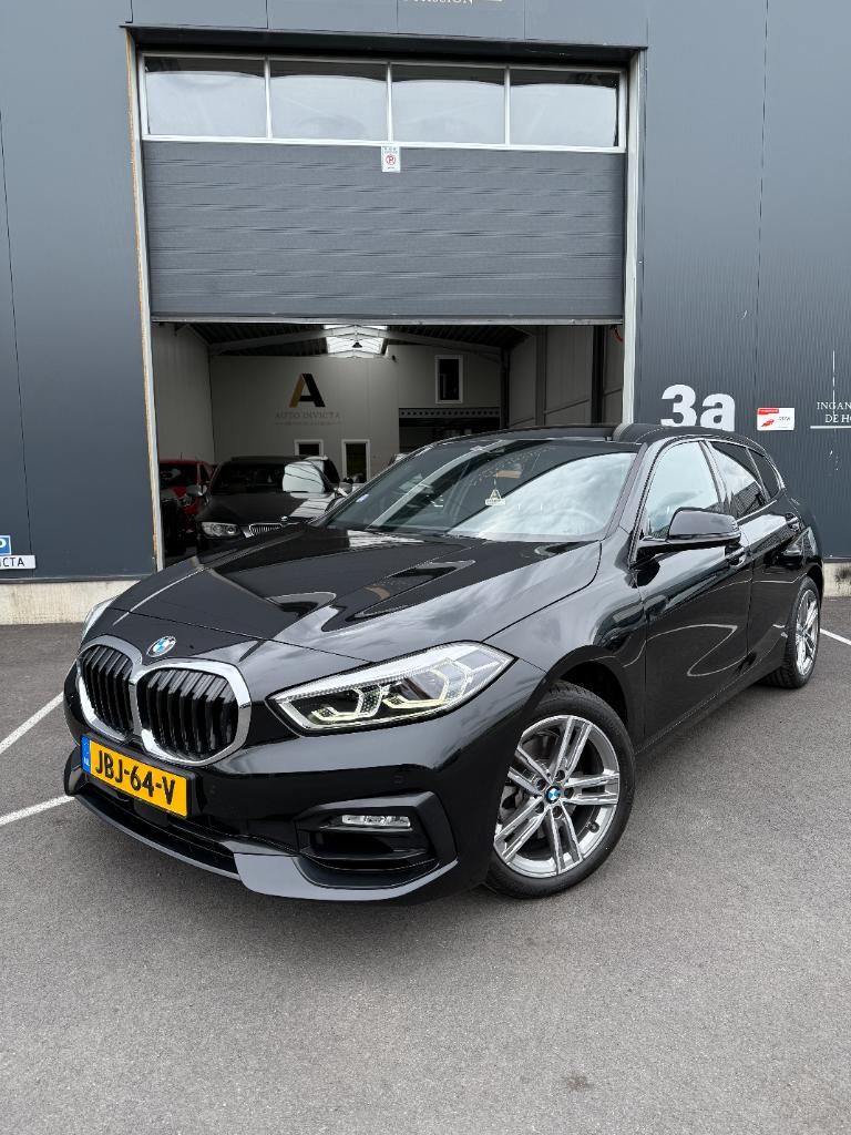 BMW 1 Serie 118i high executive - automaat