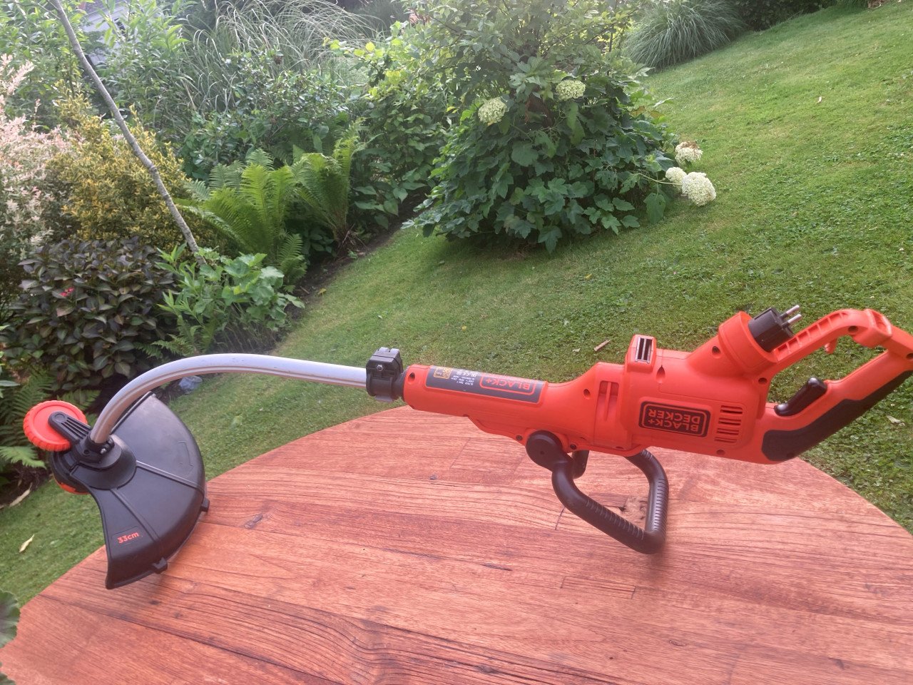 GRASTRIMMER BLACK&DECKER