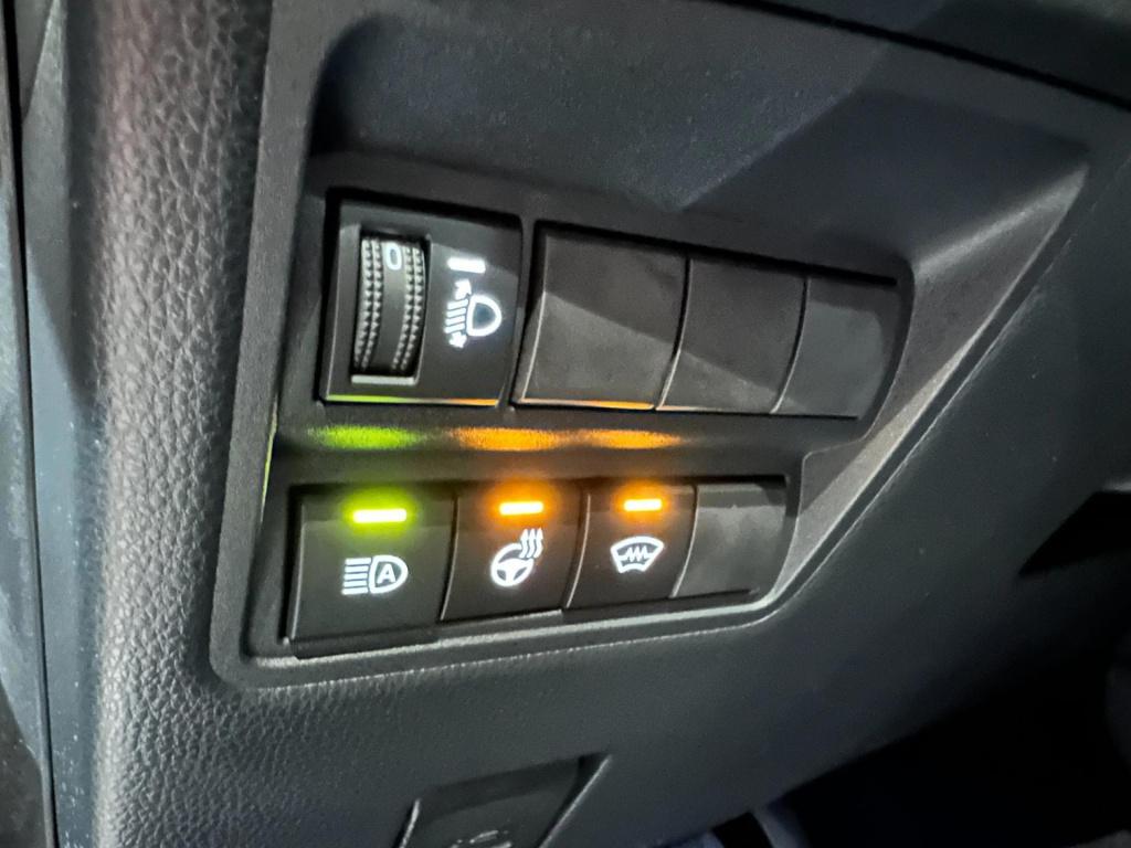 Toyota Yaris Cross 1.5 hybrid 130 dynamic *acc*winterpakket*camera*17inch*