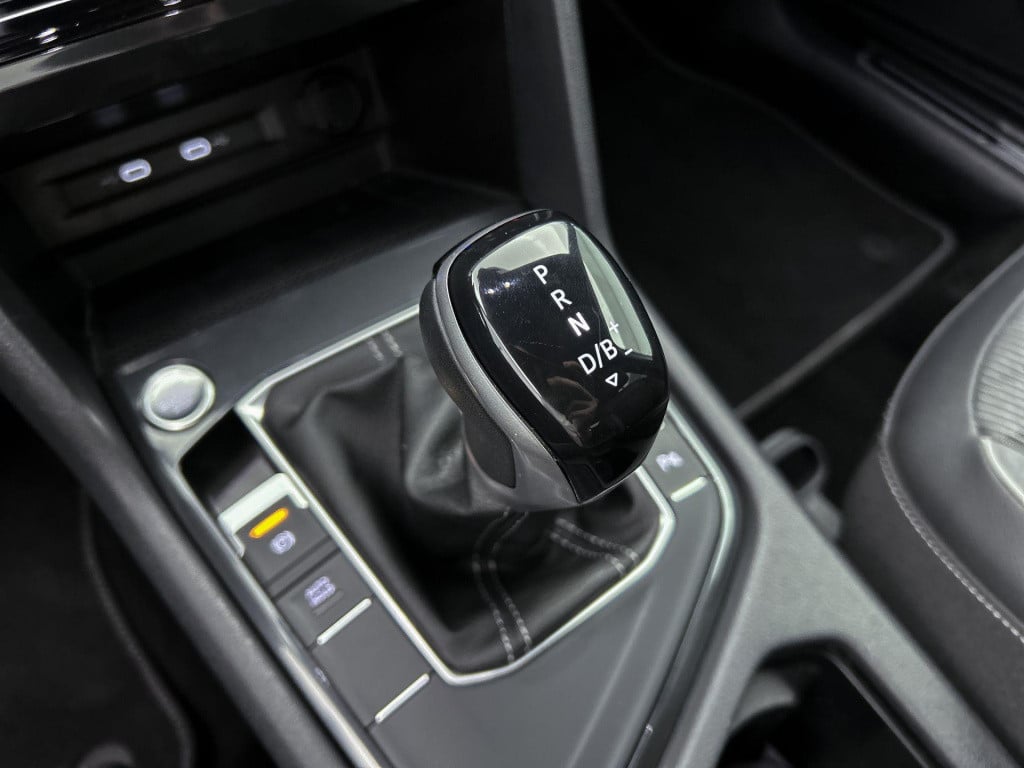 Volkswagen Tiguan 1.4 tsi ehybrid r-line business | automaat | trekhaak | b
