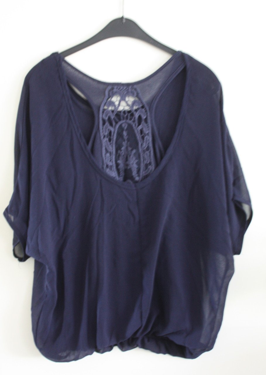 Donkerblauwe shirt met kanten rug stuk maat tu 1 maat