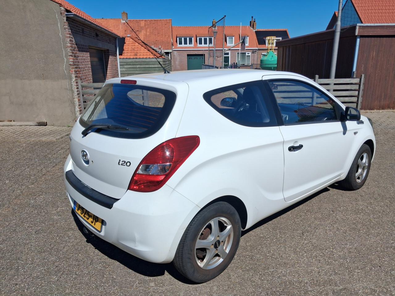 MOOIE HYUNDAI I20 3 DEURS