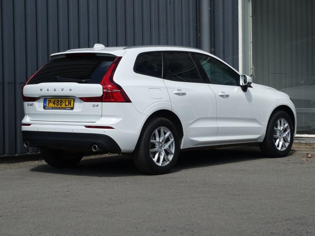 Volvo XC60 2.0 d4 momentum pro adap. led | apple carplay/android auto!