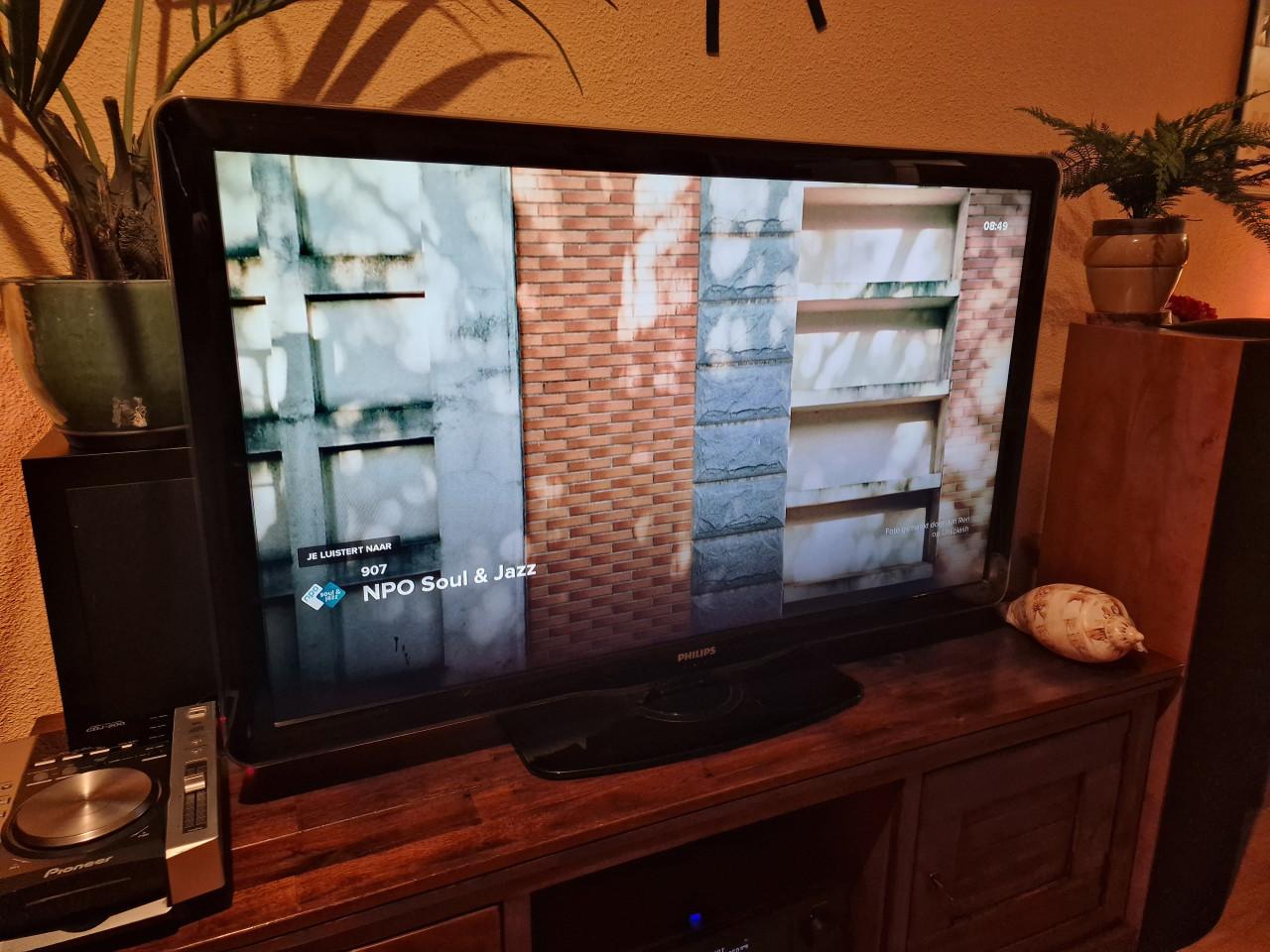 Philips 46pfl5605h 46 inch full HD TV 117CM