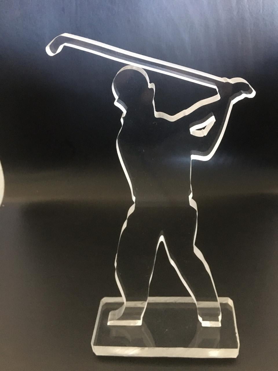 Golfspeler van plexiglas. Nieuw! 20 cm hoog Heer
