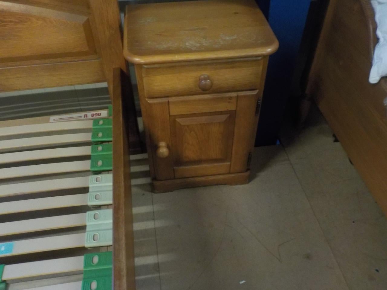 Massief blank eiken ledikant 160 x 200 cm + 2 lattenbodems + 2 nachtkastjes