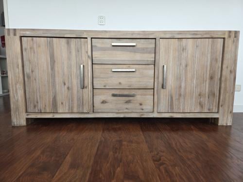 Dressoir met lades en deuren