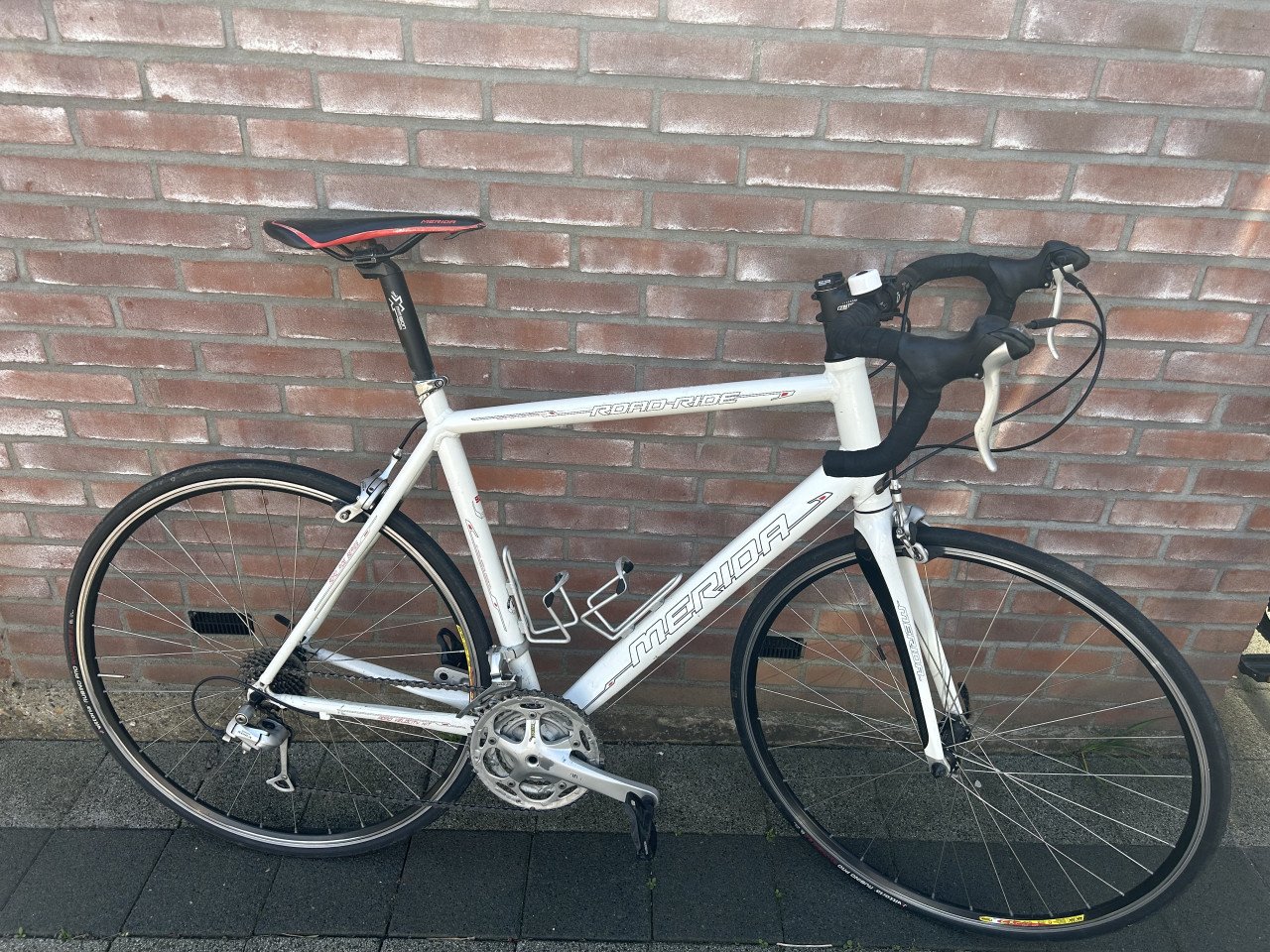 Racefiets medina 56 inch