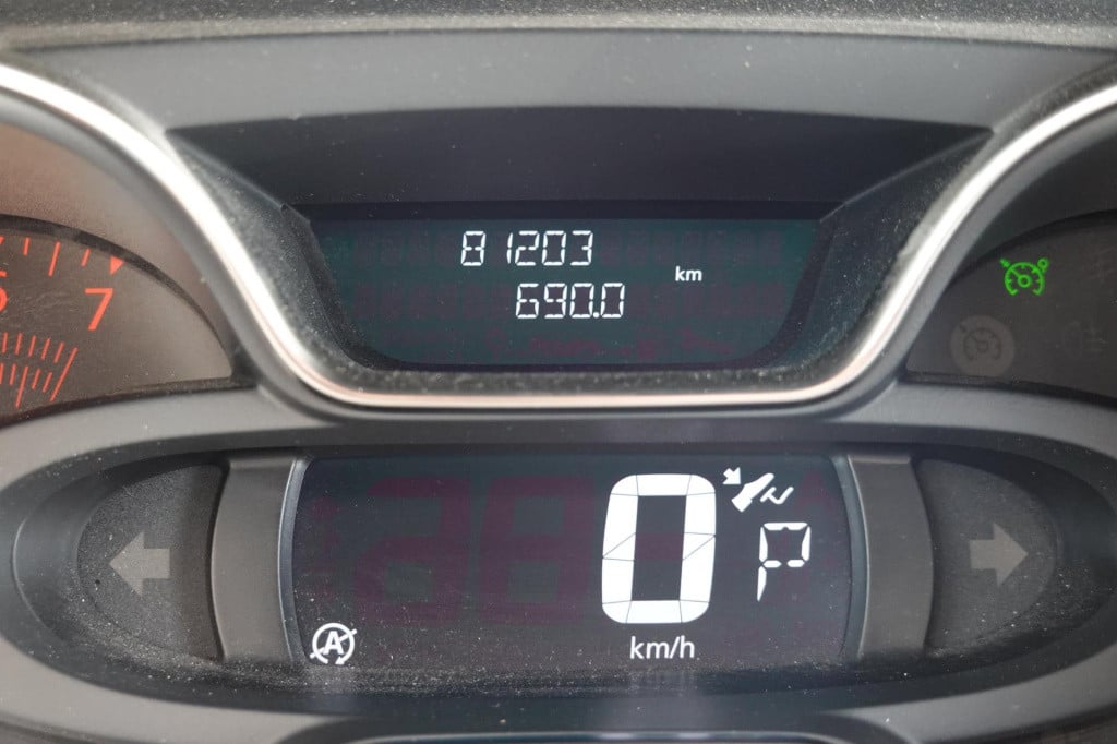Renault Captur 1.3 tce intens 150 pk!
