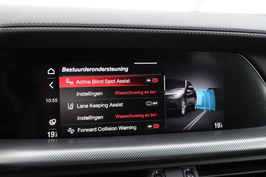 Alfa Romeo Stelvio 2.0 t awd veloce q4 280pk