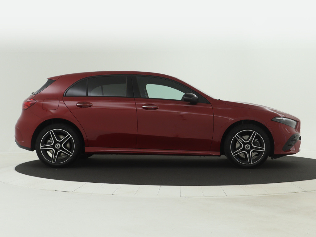 Mercedes-Benz A-Klasse 250 e amg line | premium pack | nightpakket | draadl