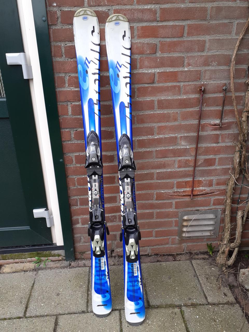 Carve Ski s lang 138 cm.