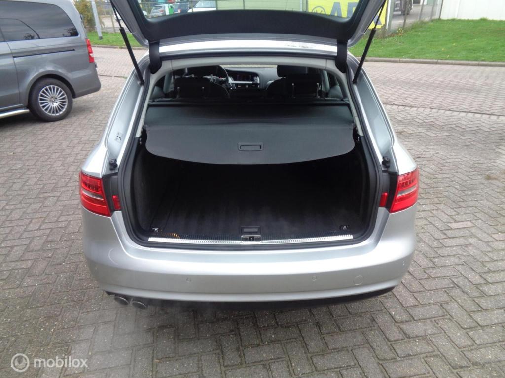Audi A4 avant 1.8 tfsi/airco/lm velgen/stoelverw/afneembare trekhaak/pdc