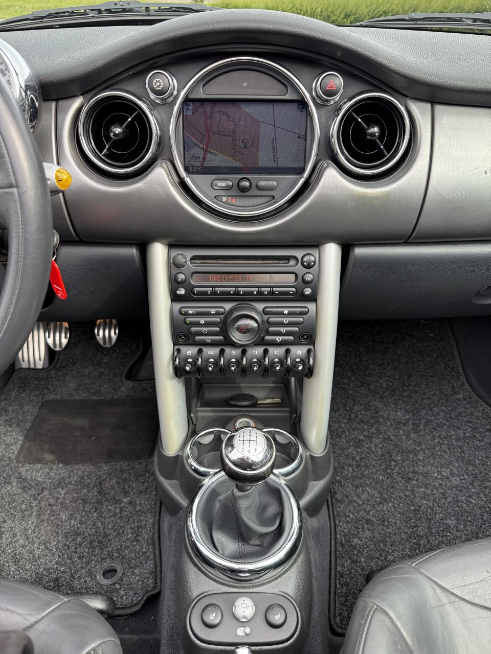 MINI Cooper S Cabrio 1.6 – John Cooper Works – 170 PK – 108.000 km