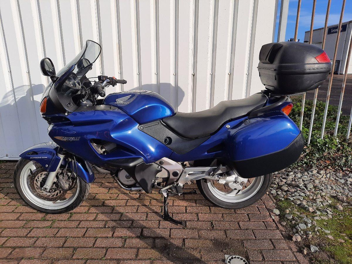 Honda Deauville 650 uit 2003, mooie toermotor