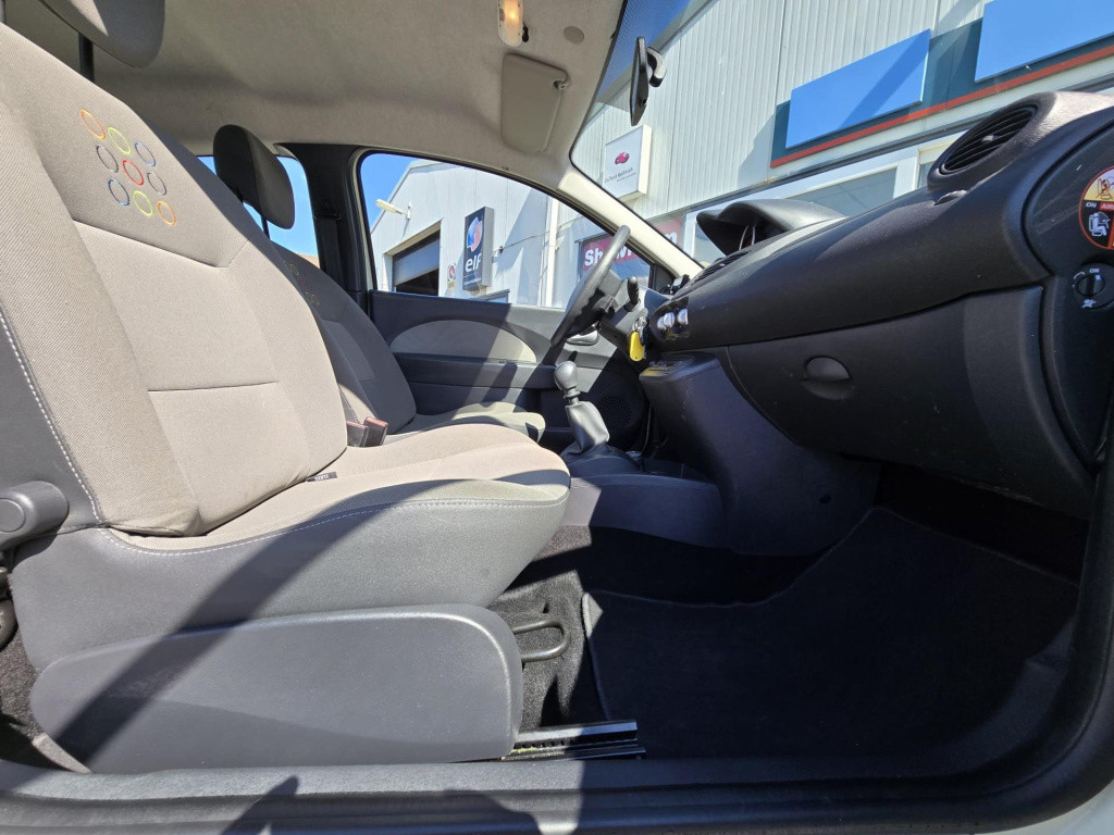 Renault Twingo 1.2-16v authentique