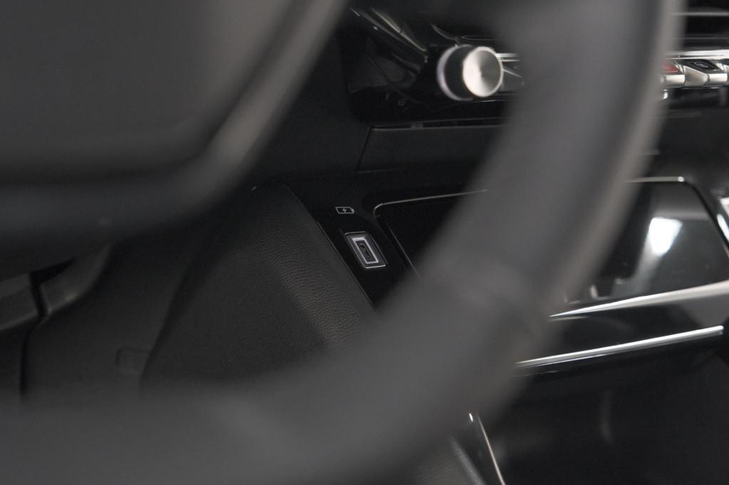 Peugeot 2008 hybrid 136 e-dcs6 allure | 360 camera | adaptieve cruise contr