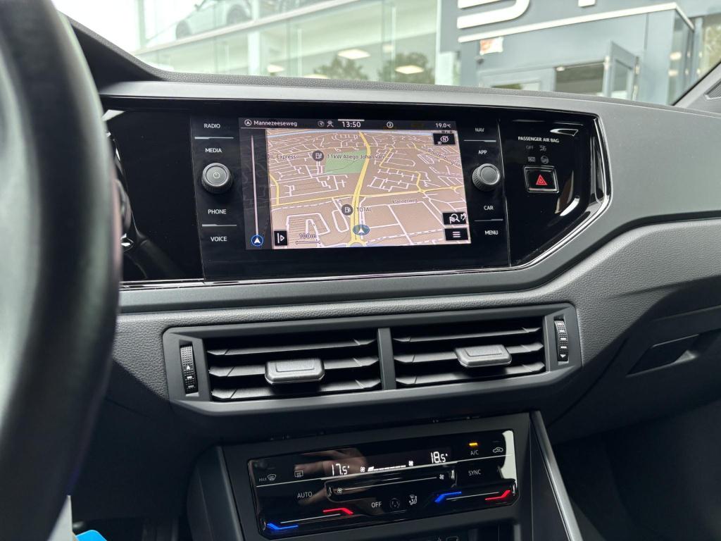Volkswagen Taigo 1.0 tsi r-line