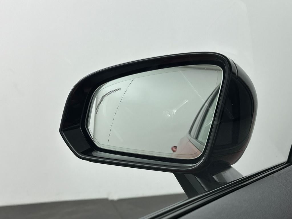 Volvo V60 t8 390pk recharge r-design| pano| 360camera| hud| adap.cruise