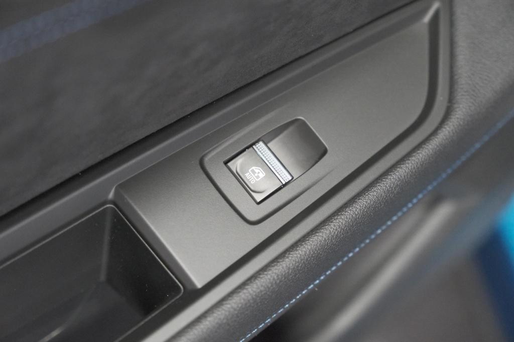 Renault Austral 1.2 e-tech full hybrid 200 esprit alpine | 360 camera | ada