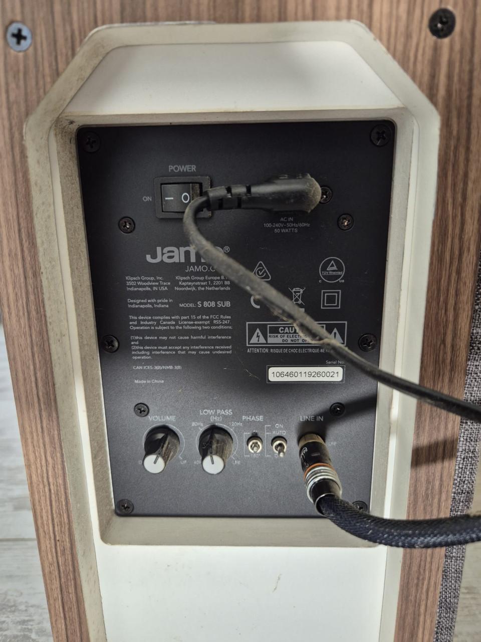 JAMO speakerset met subwoofer, Atmos, center, surround en hoofdspeakers
