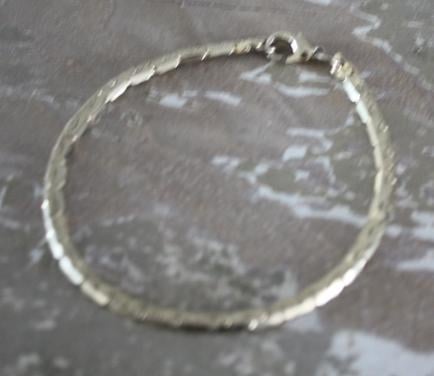 Goudkleurige armband