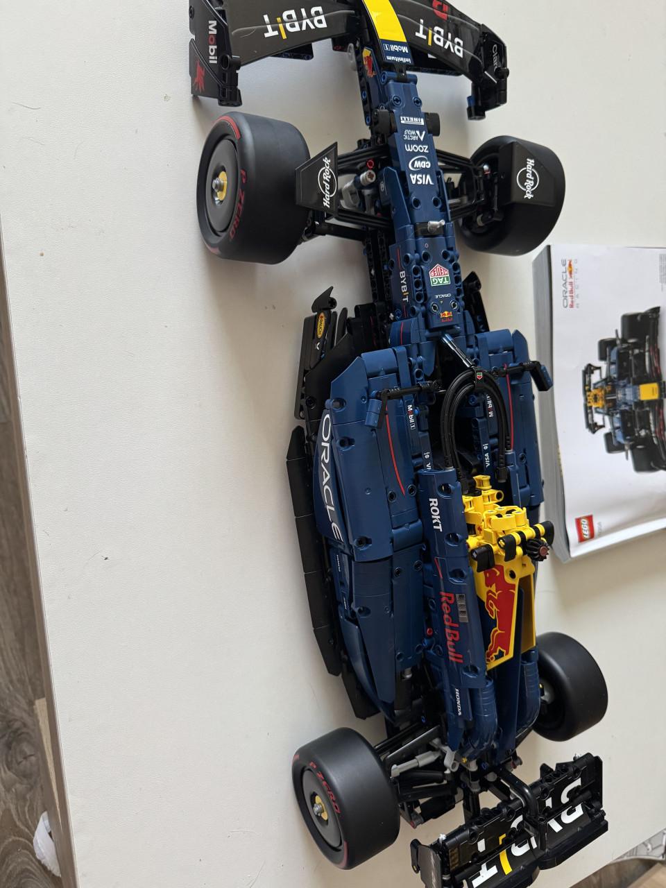 LEGO Red Bull (42206)